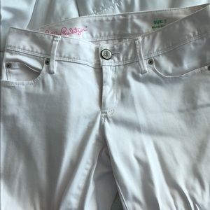 Lilly Pulitzer Size 2 White Skinny Jeans